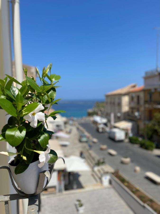 Terrazzo Del Borgo Panzió Tropea Kültér fotó