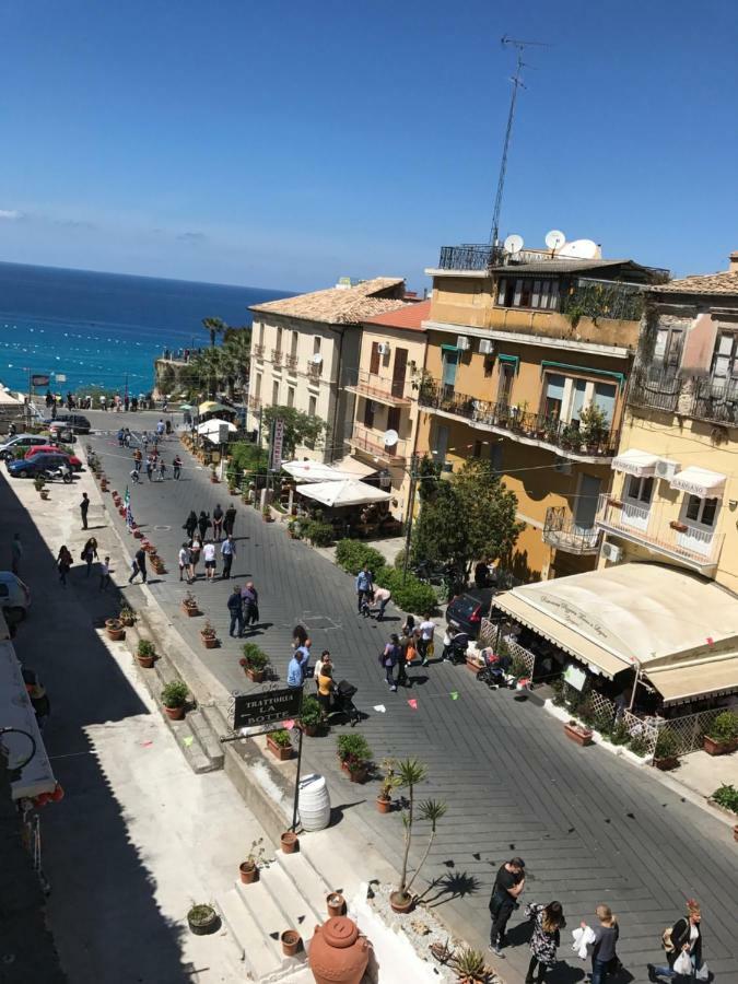 Terrazzo Del Borgo Panzió Tropea Kültér fotó